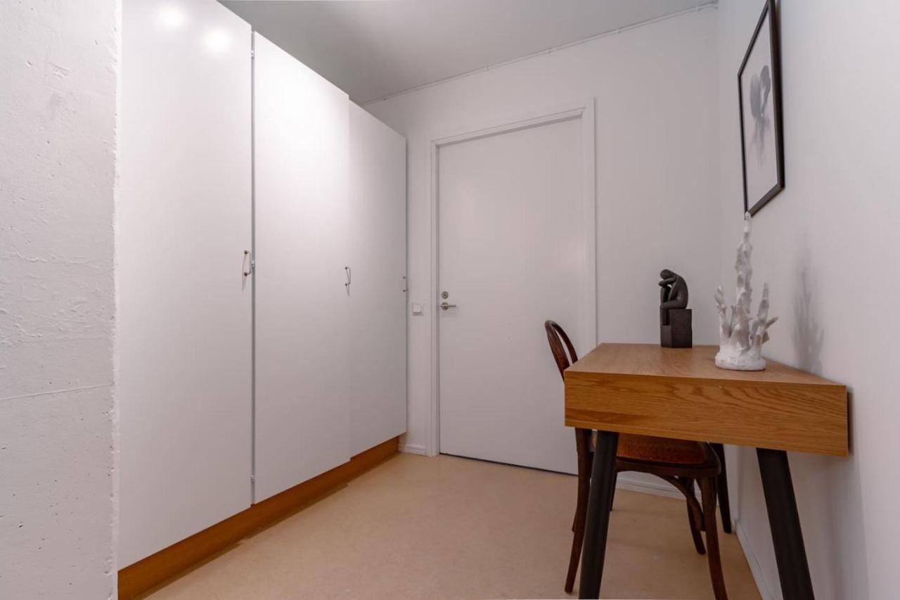 Affordable In Creative Sofo - Construction Work Apartment